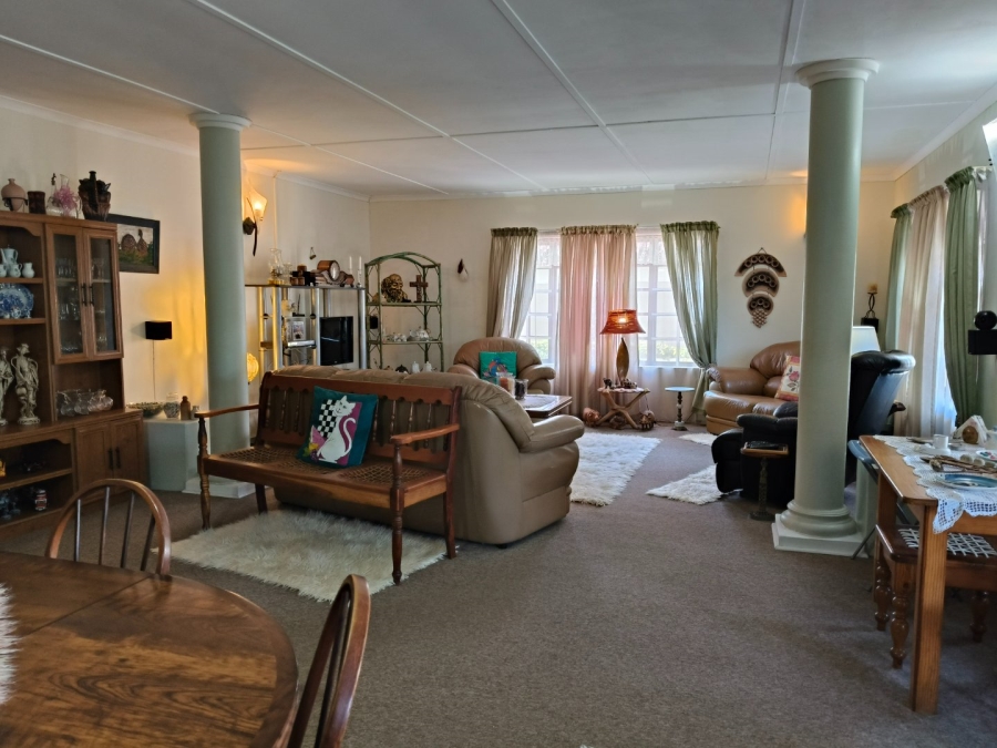 3 Bedroom Property for Sale in Noorsekloof Eastern Cape